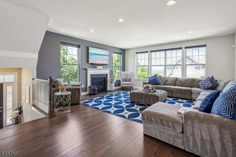 Allamuchy Twp., NJ 07840,18 Blazingstar Way