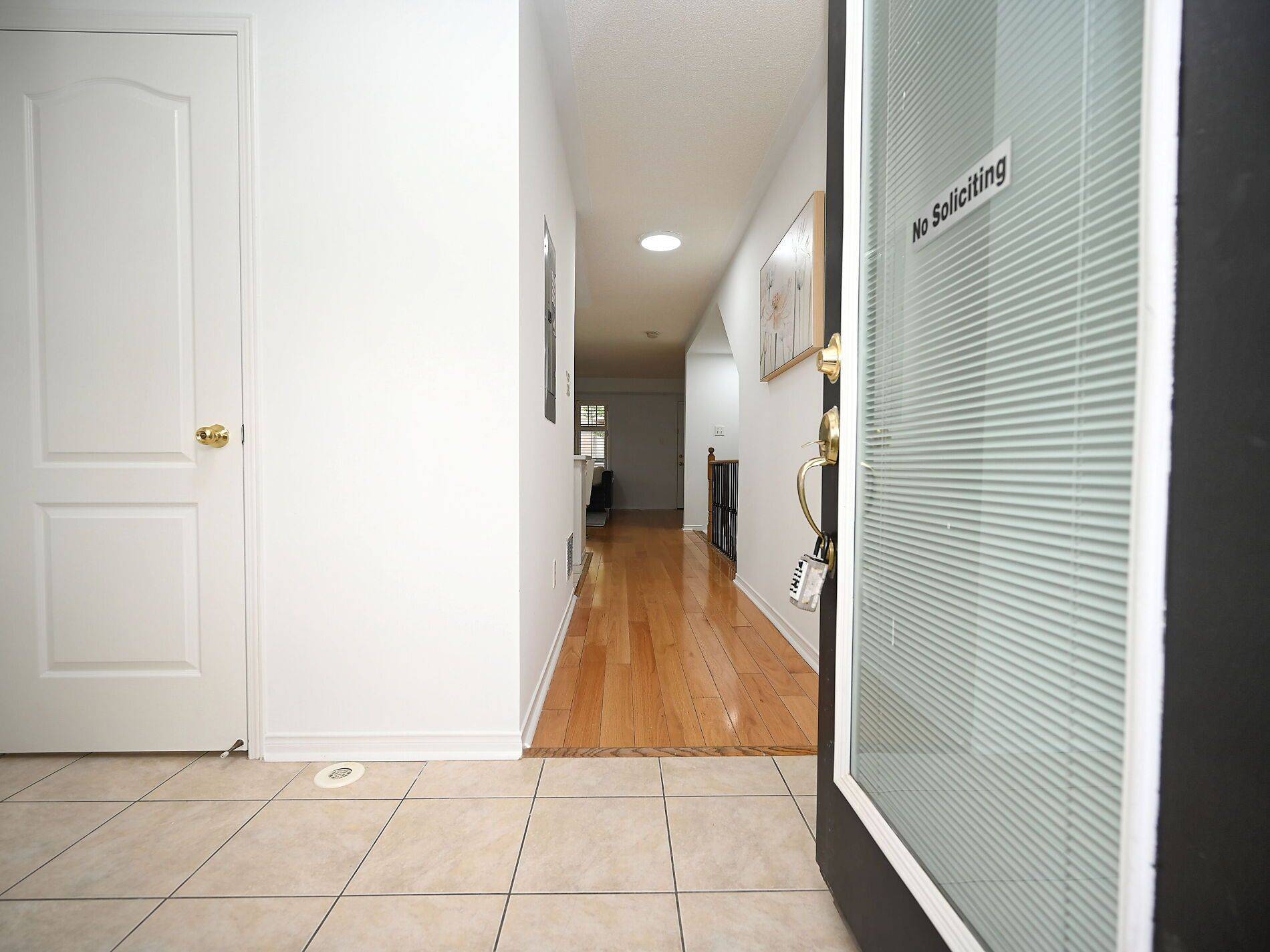 Mississauga, ON L5M 0P7,3250 Bentley DR #25