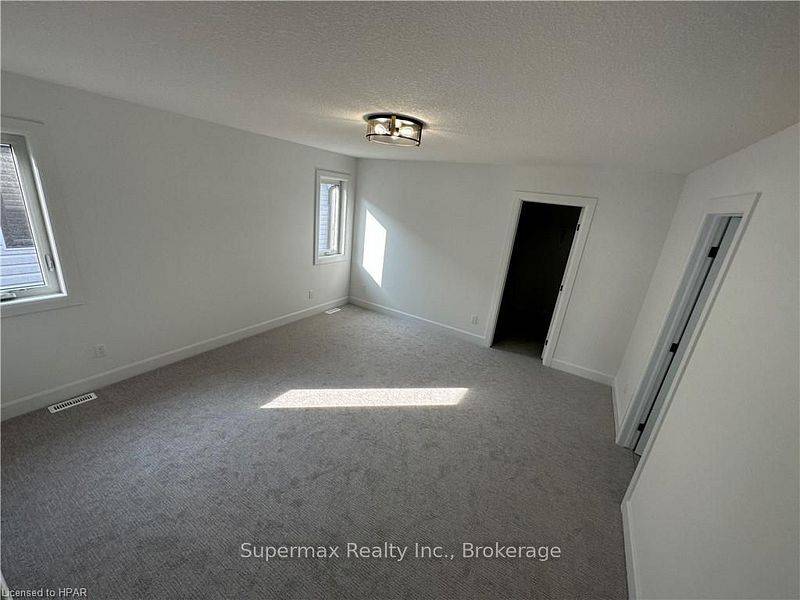 London South, ON N6P 0J8,3856 Ayrshire AVE