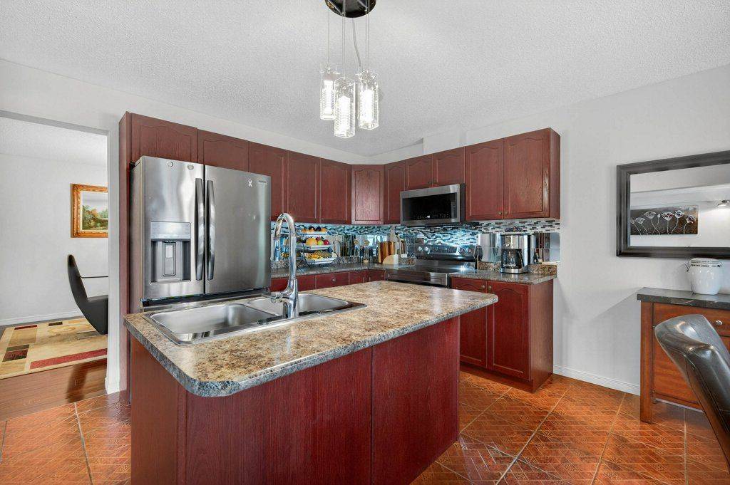 Kitchener, ON N2A 0A7,324 Beaumont CRES