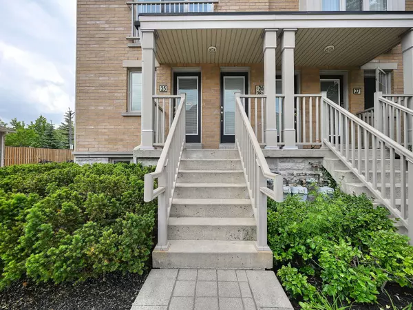 Mississauga, ON L5M 0P7,3250 Bentley DR #25