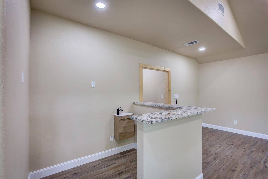 Terrell, TX 75160,19335 Fm 1565