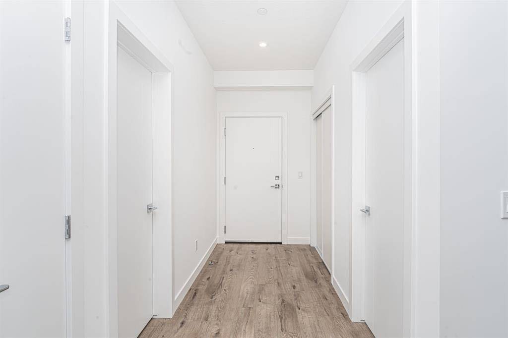 Calgary, AB T3N 0G3,60 skyview ranch RD NE #1305