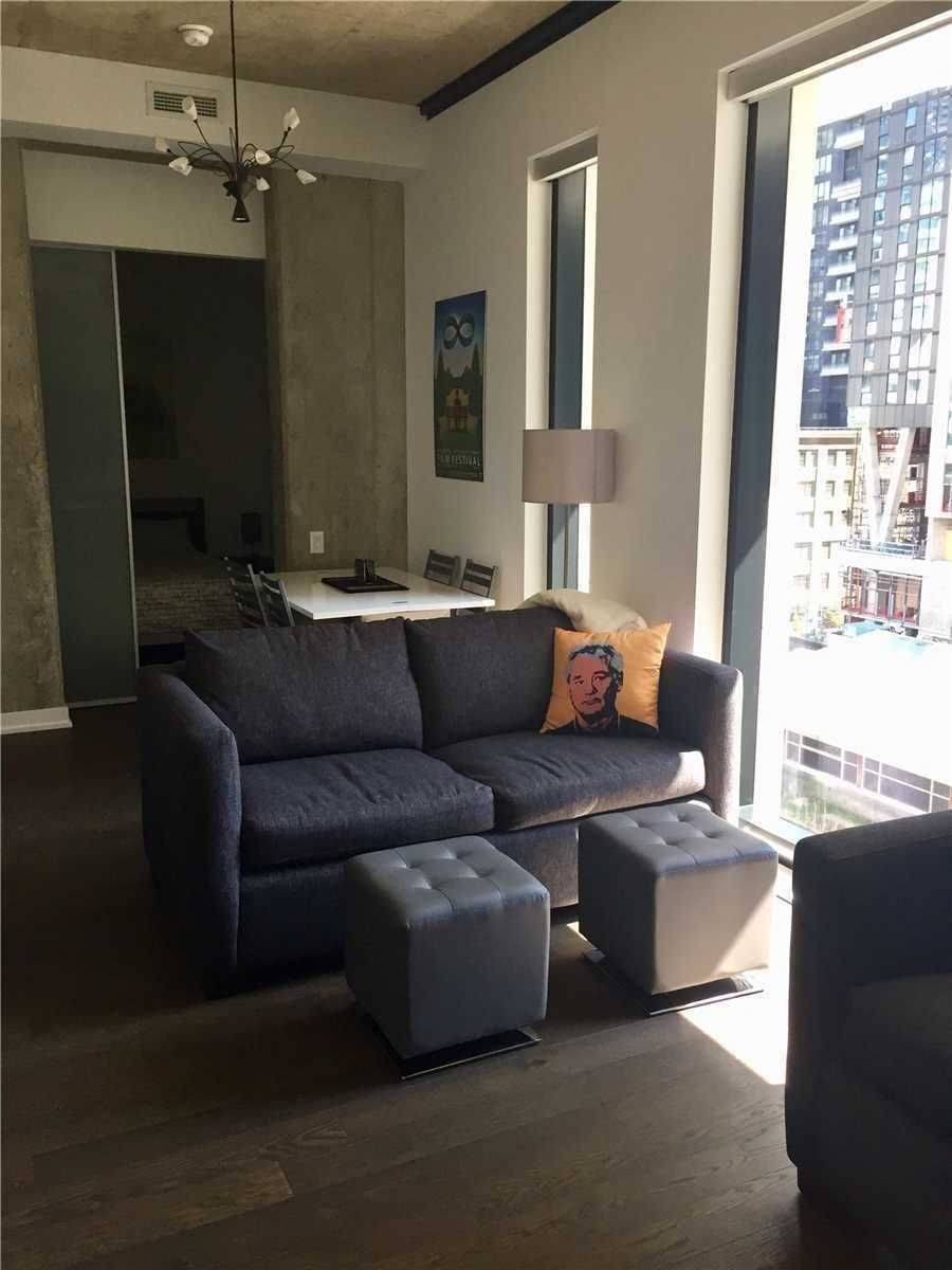 Toronto C01, ON M5V 2H5,11 Charlotte ST #601