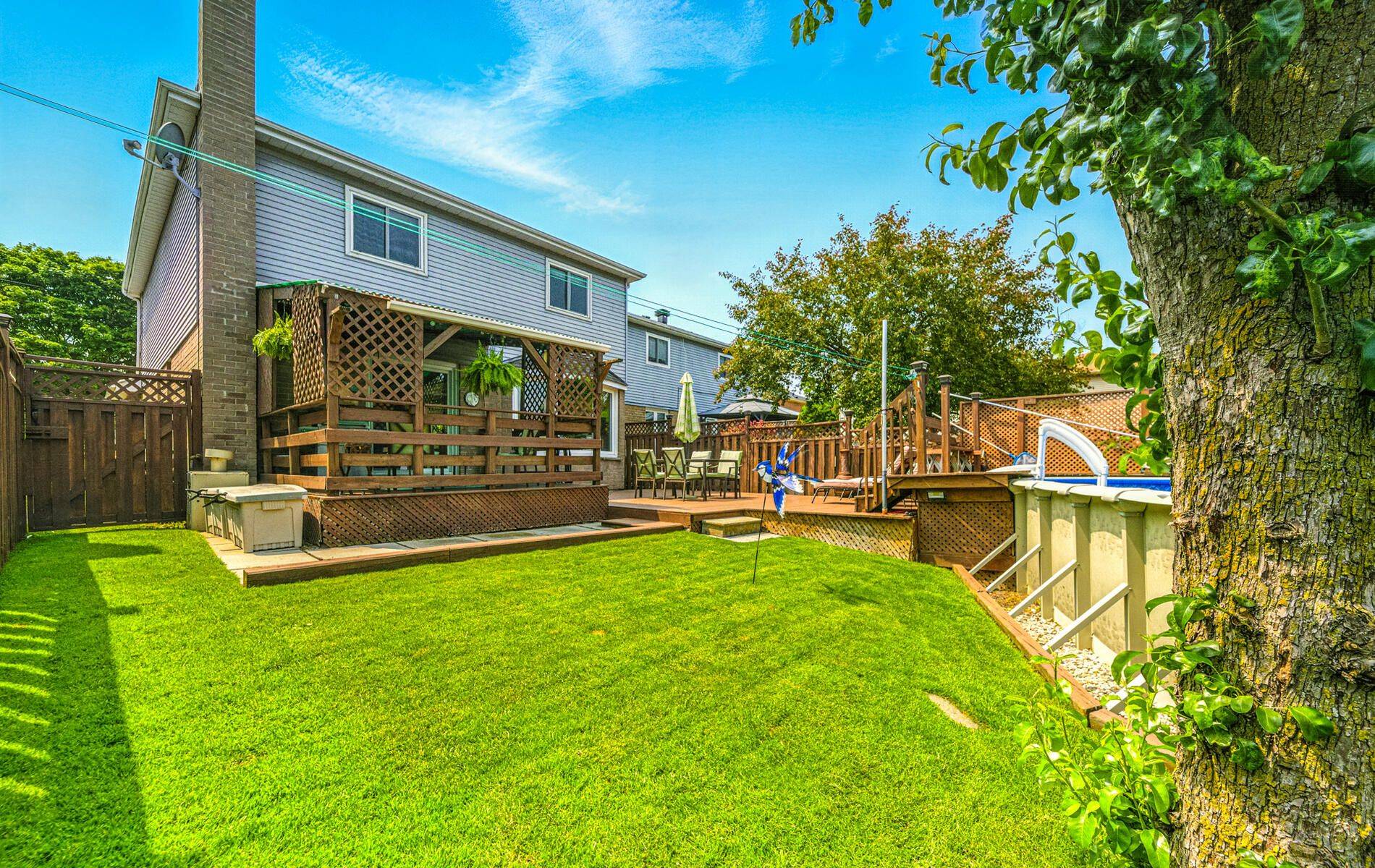 Whitby, ON L1R 1E8,77 Hemingford PL