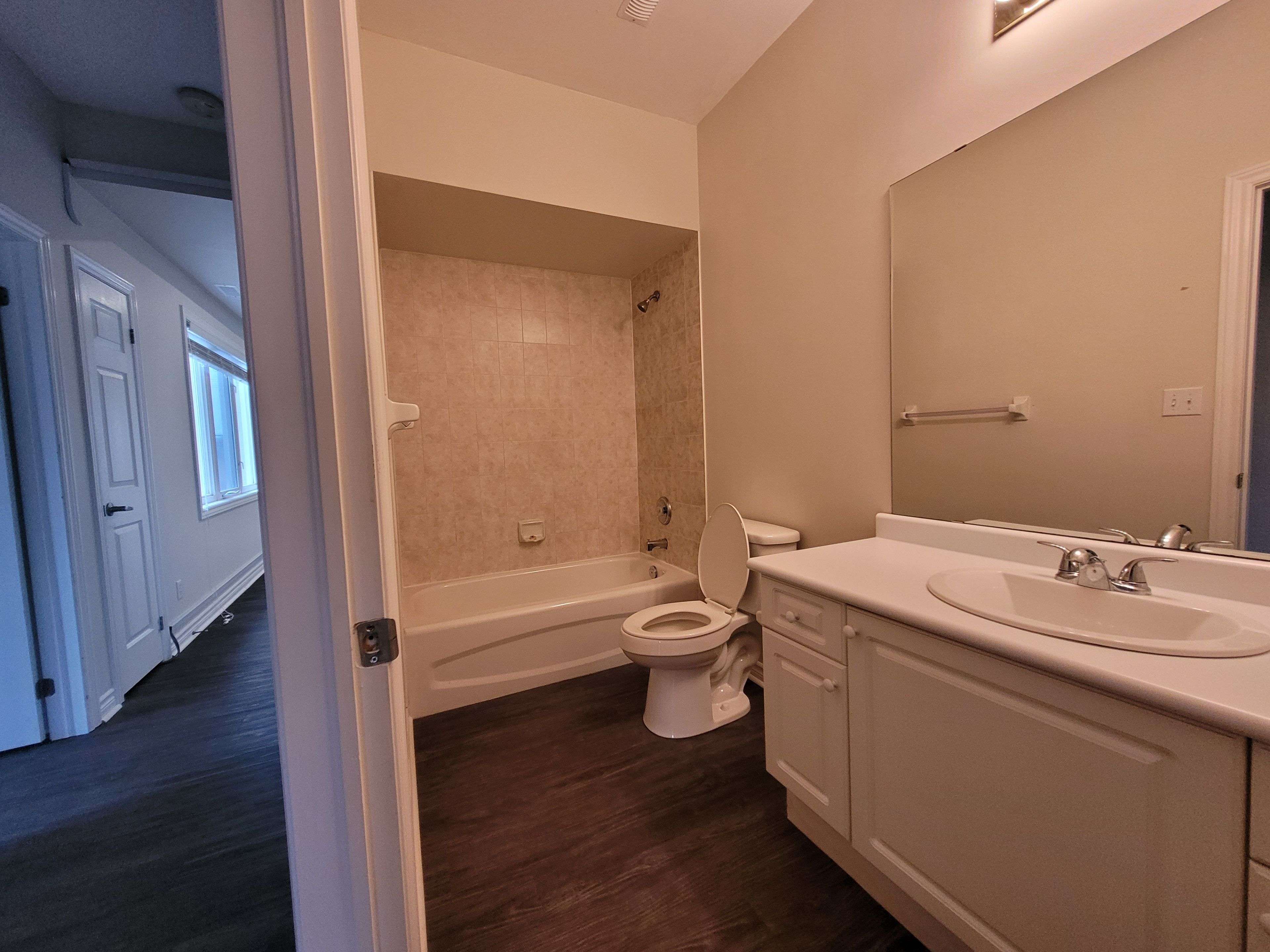 Clarington, ON L1C 3K3,2385 Energy DR