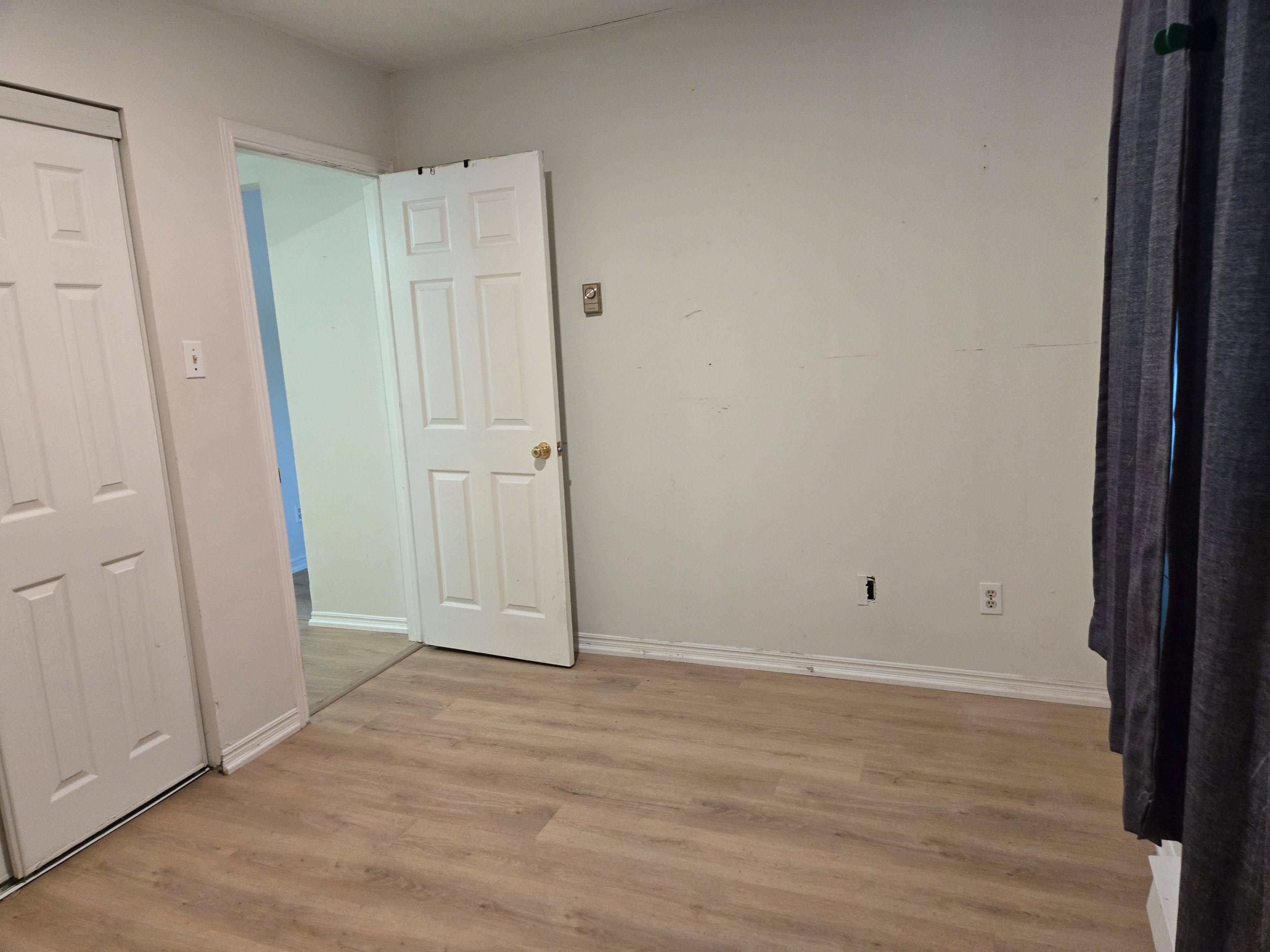 Whitby, ON L1N 2R3,576 Mary ST E #107