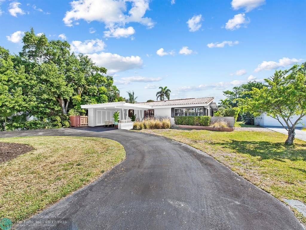 Fort Lauderdale, FL 33306,2816 Coral Shores Dr