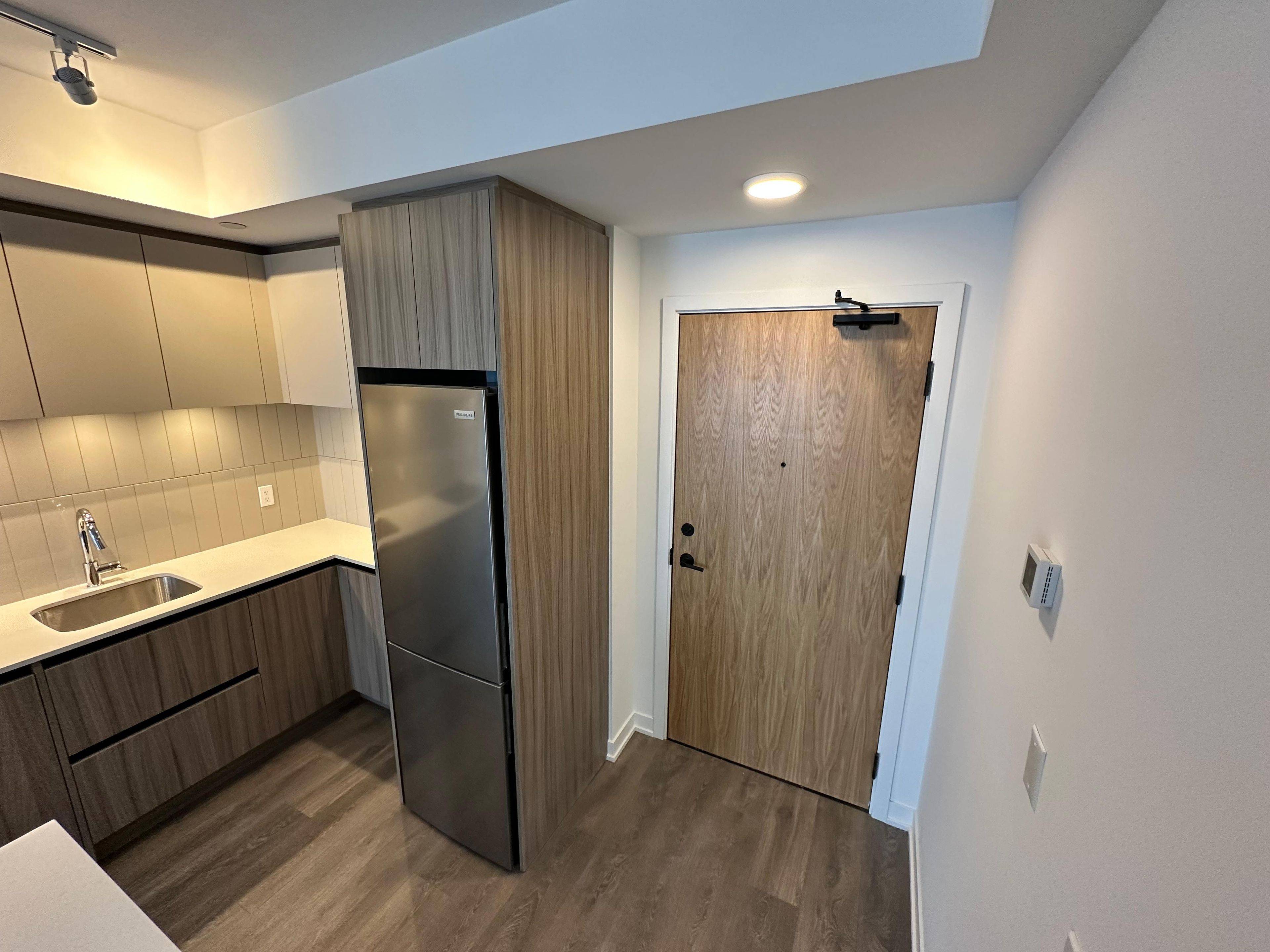 Vaughan, ON L4J 0L4,7950 Bathurst ST #1220