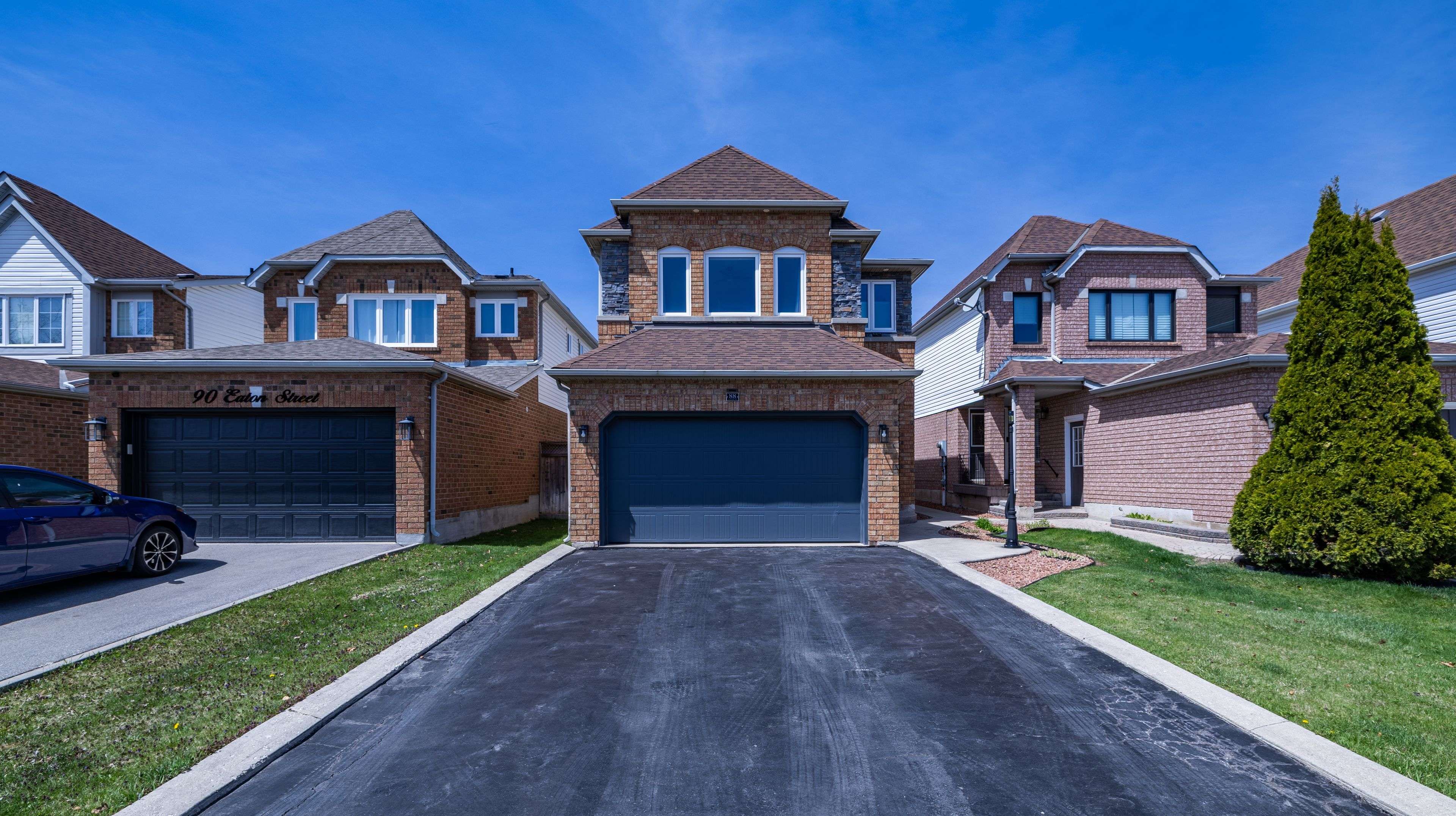 88 Eaton ST, Halton Hills, ON L7G 5T2