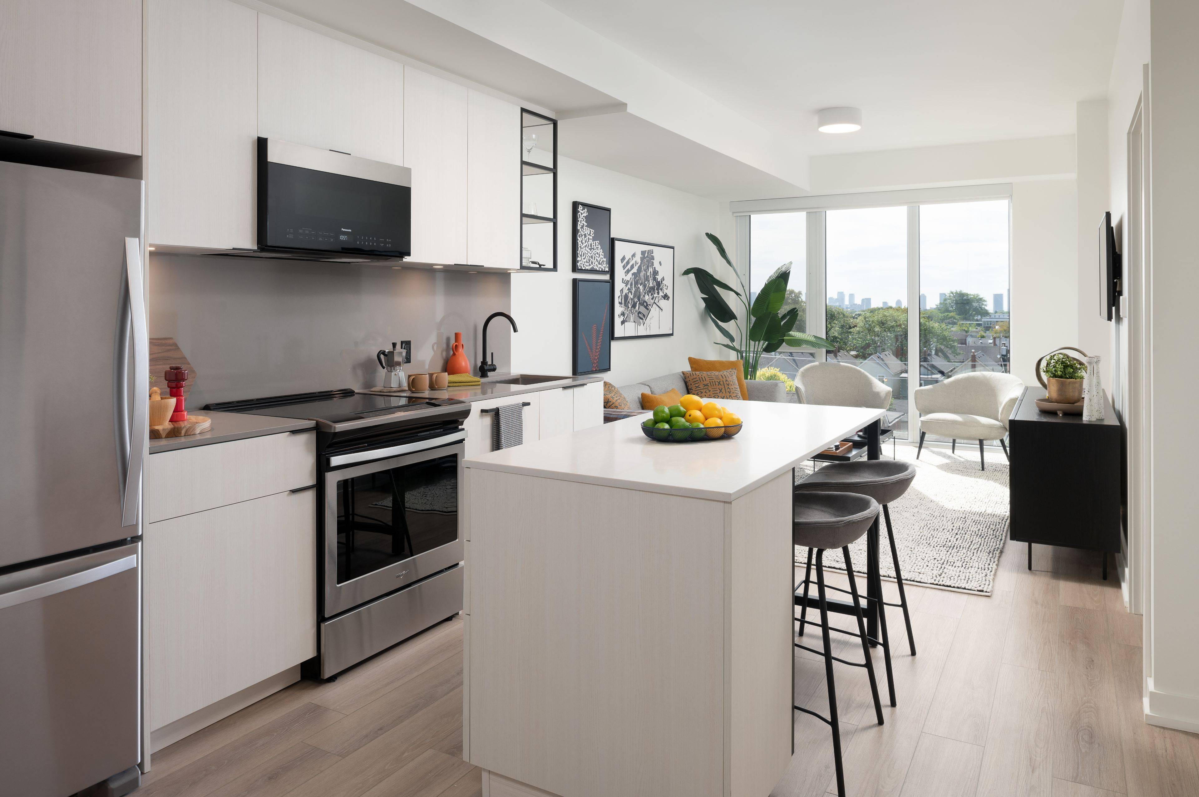 740 Dupont ST #623, Toronto W02, ON M6G 0A9