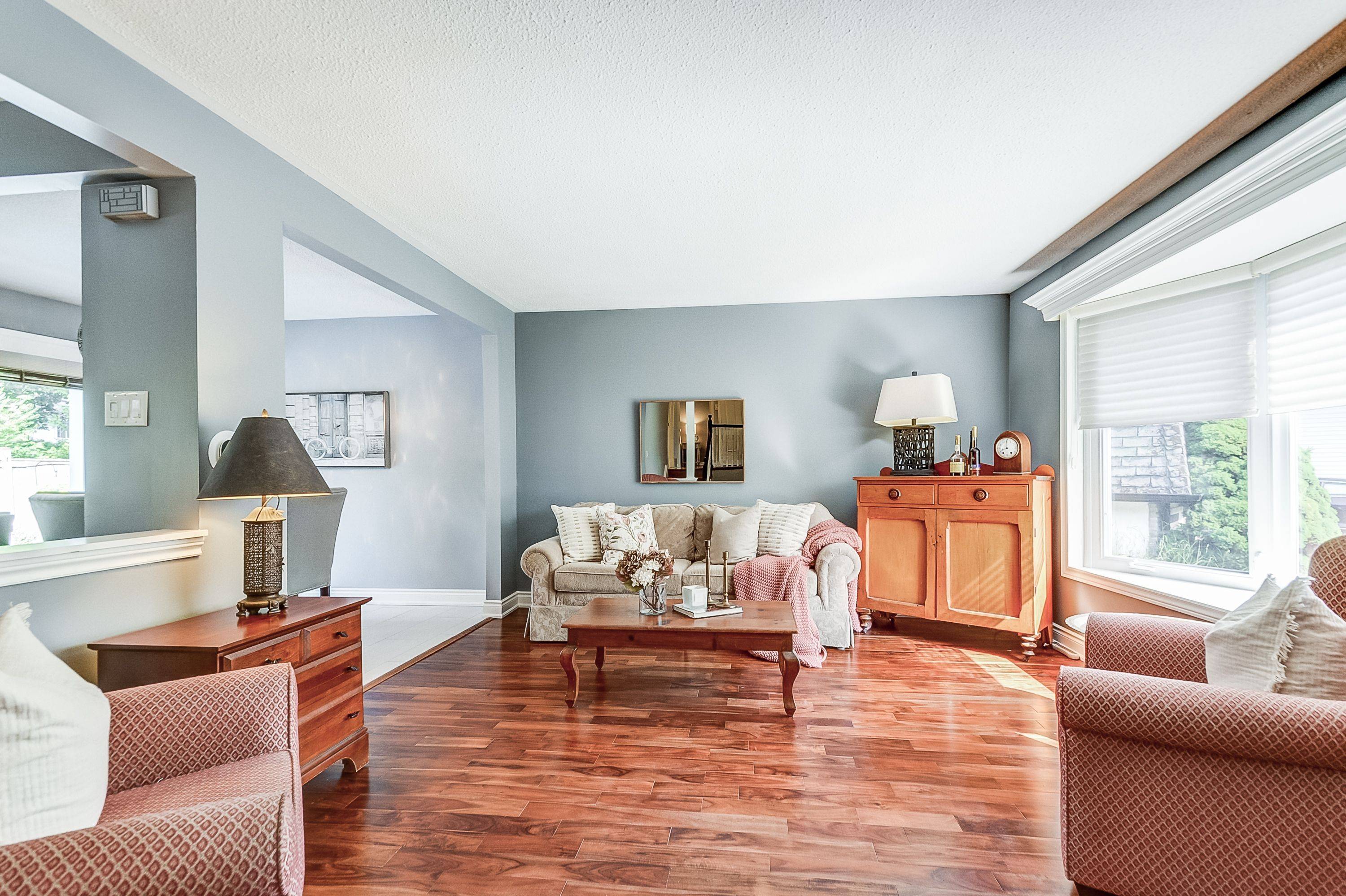 Burlington, ON L7L 3C1,5203 Broughton CRES