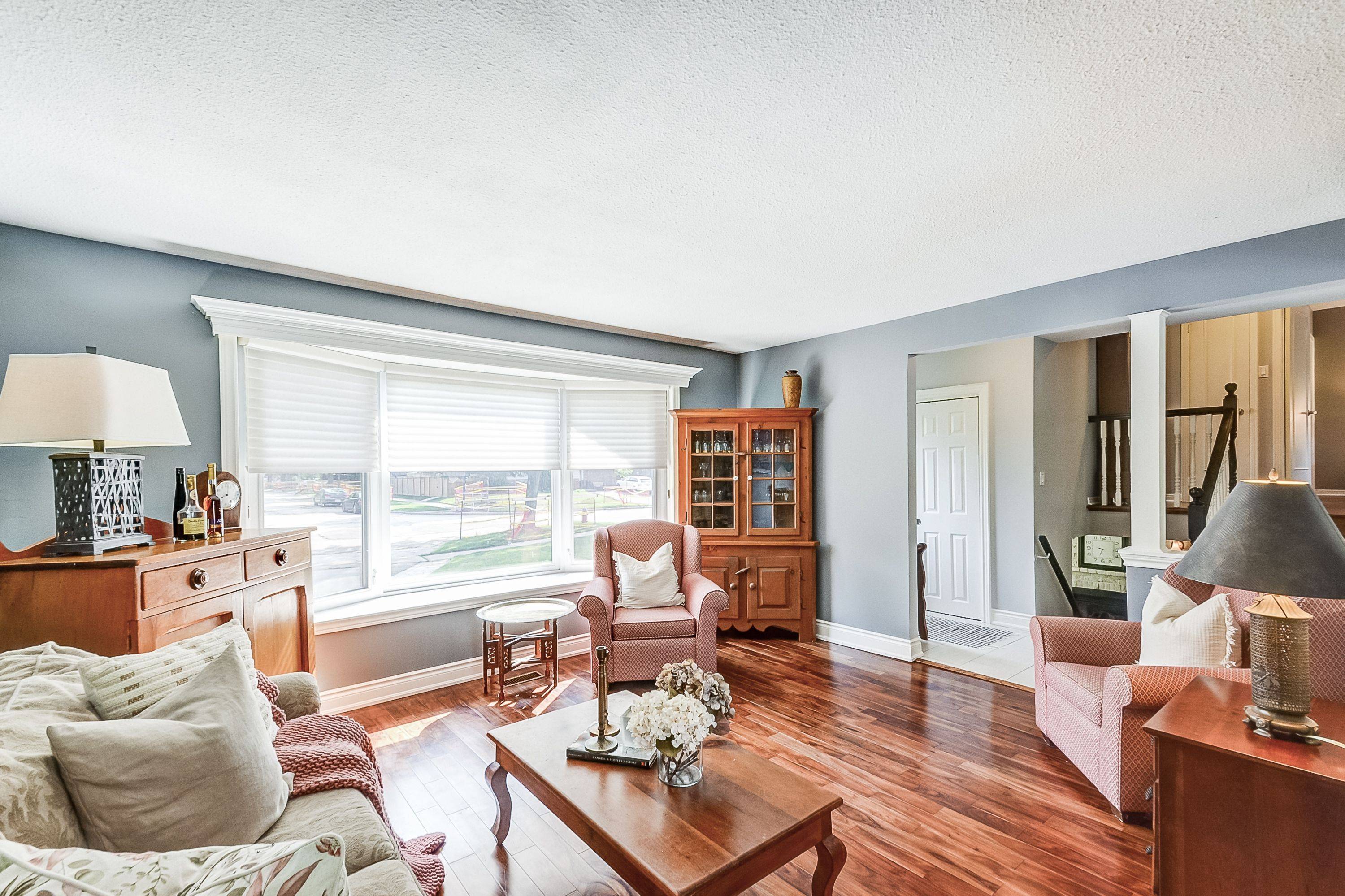 Burlington, ON L7L 3C1,5203 Broughton CRES