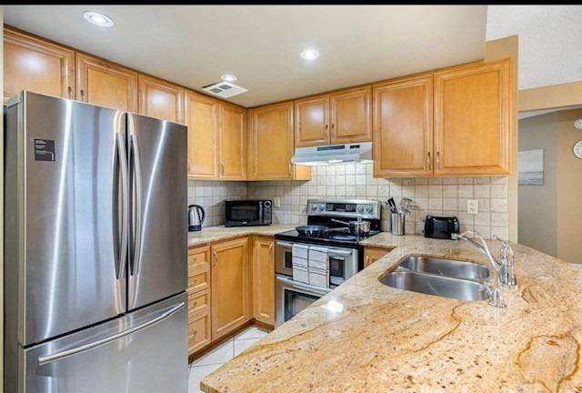 Toronto W05, ON M3M 2E9,2737 Keele ST #419