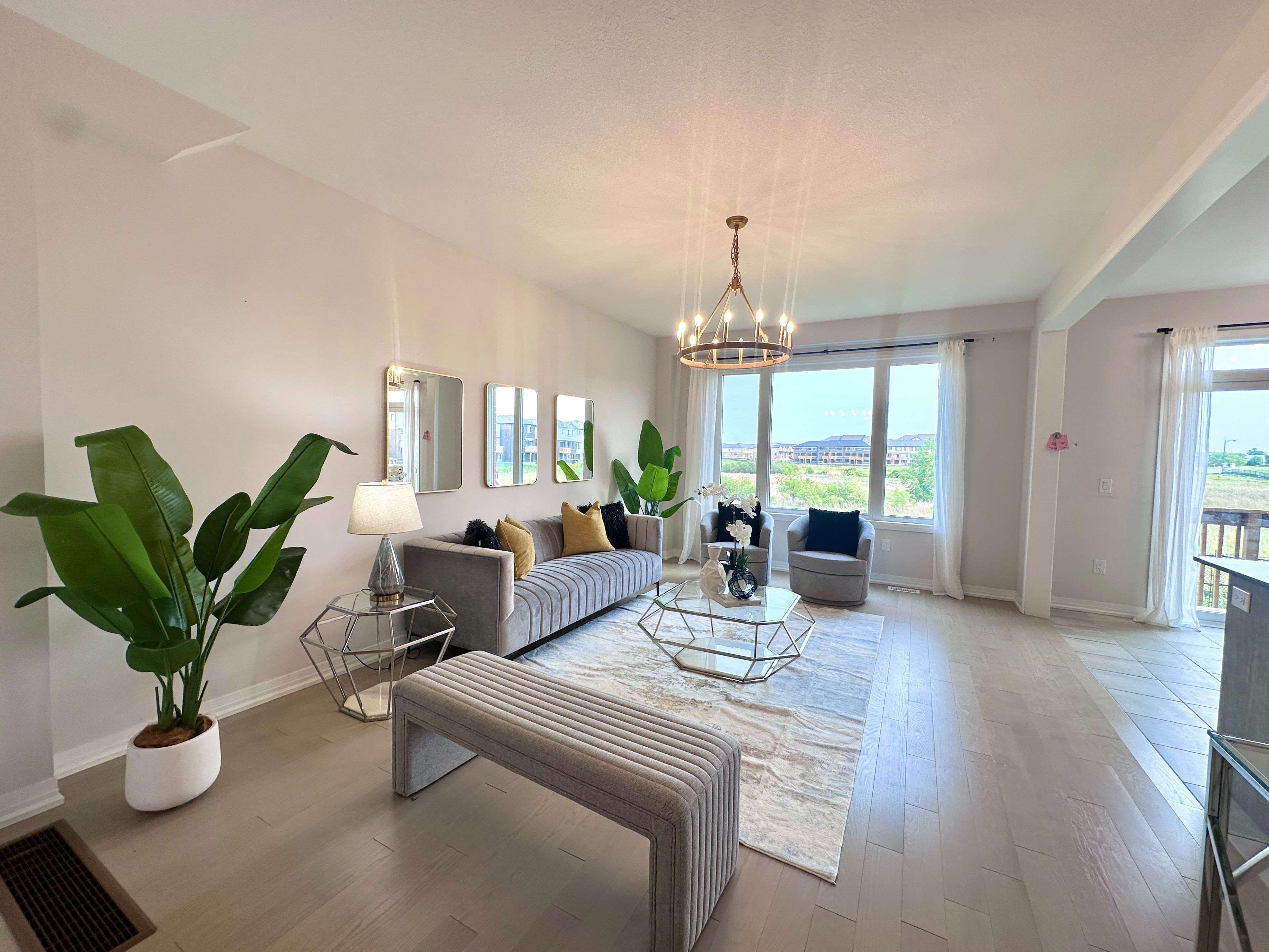 27 Blackburn ST, Cambridge, ON N1S 0E1