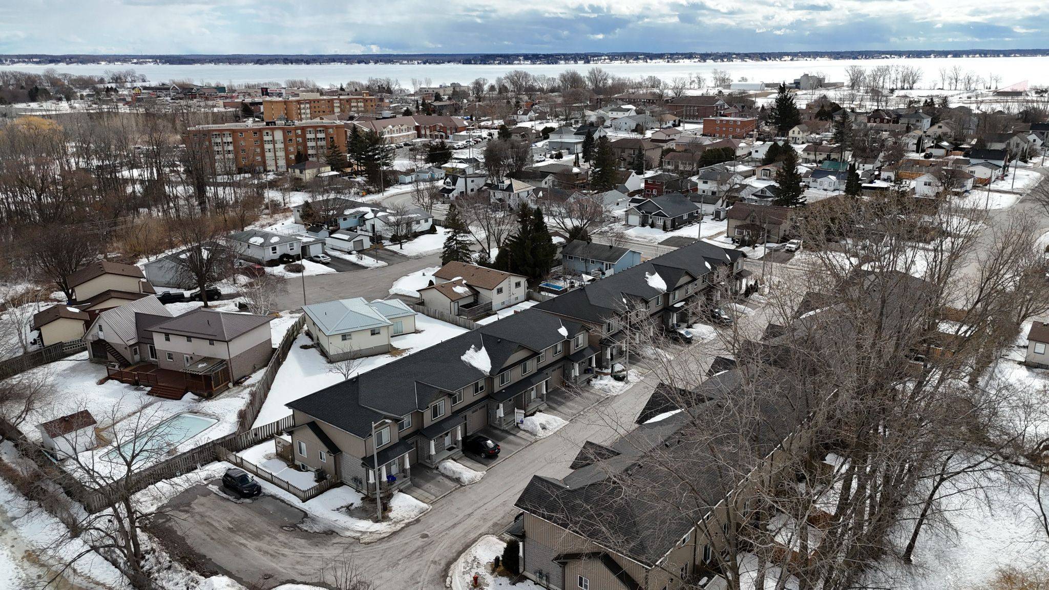 Quinte West, ON K8V 0E7,19 Nottingham CT