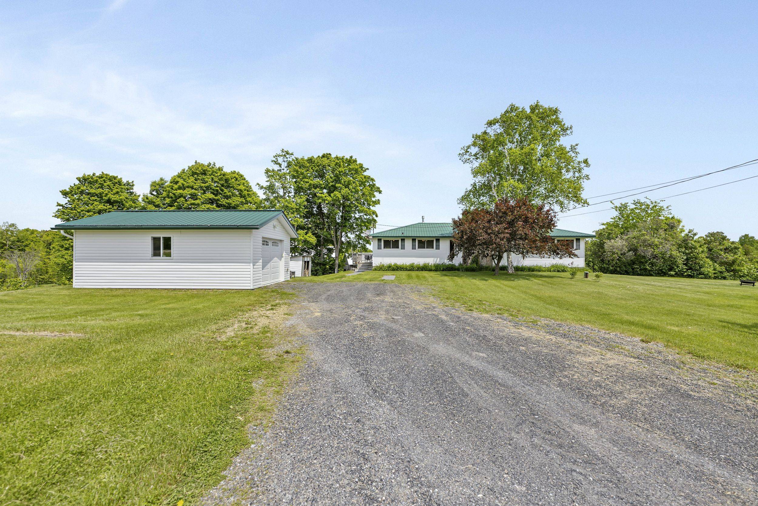 Frontenac, ON K0H 2P0,2720 Bell Line RD N