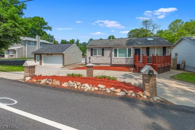 Hopatcong Boro, NJ 07874,105 Wills Ave
