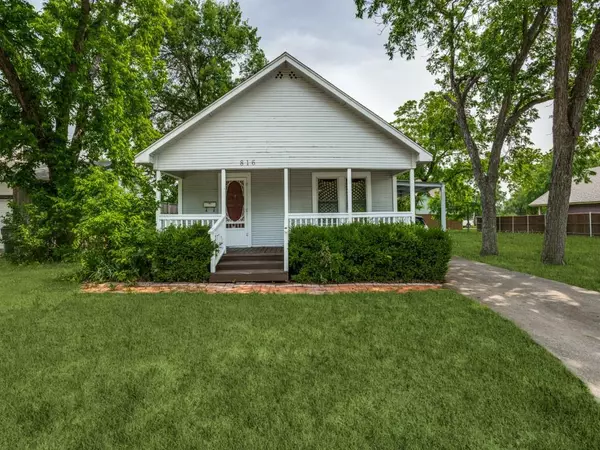 Garland, TX 75040,816 W Avenue F