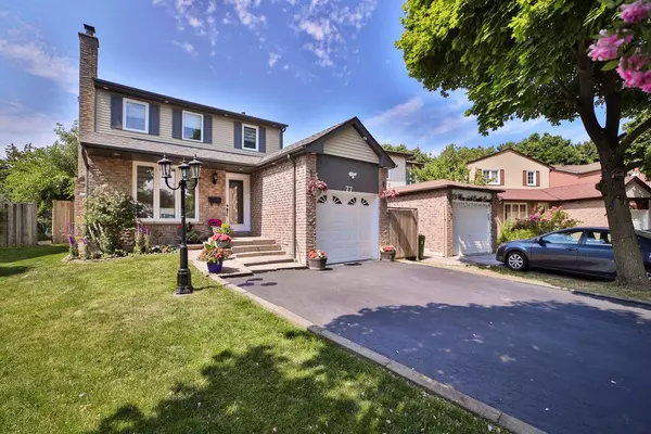 77 Warwick Castle CT, Toronto E11, ON M1B 3E5