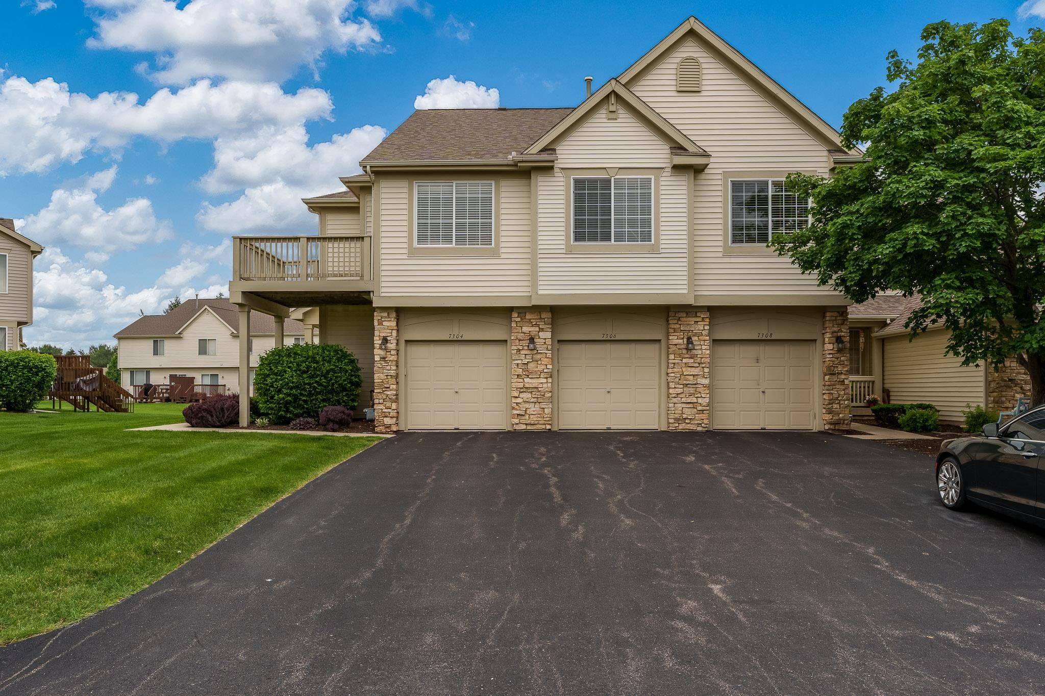 7306 CASEY Drive, Loves Park, IL 61111