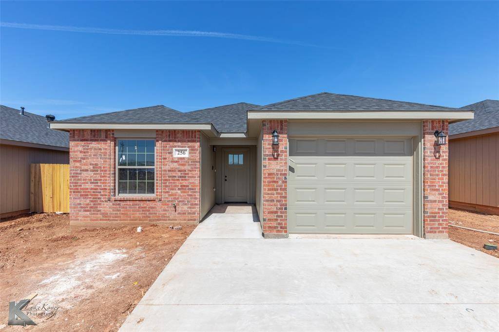 Abilene, TX 79602,256 Tombstone Road