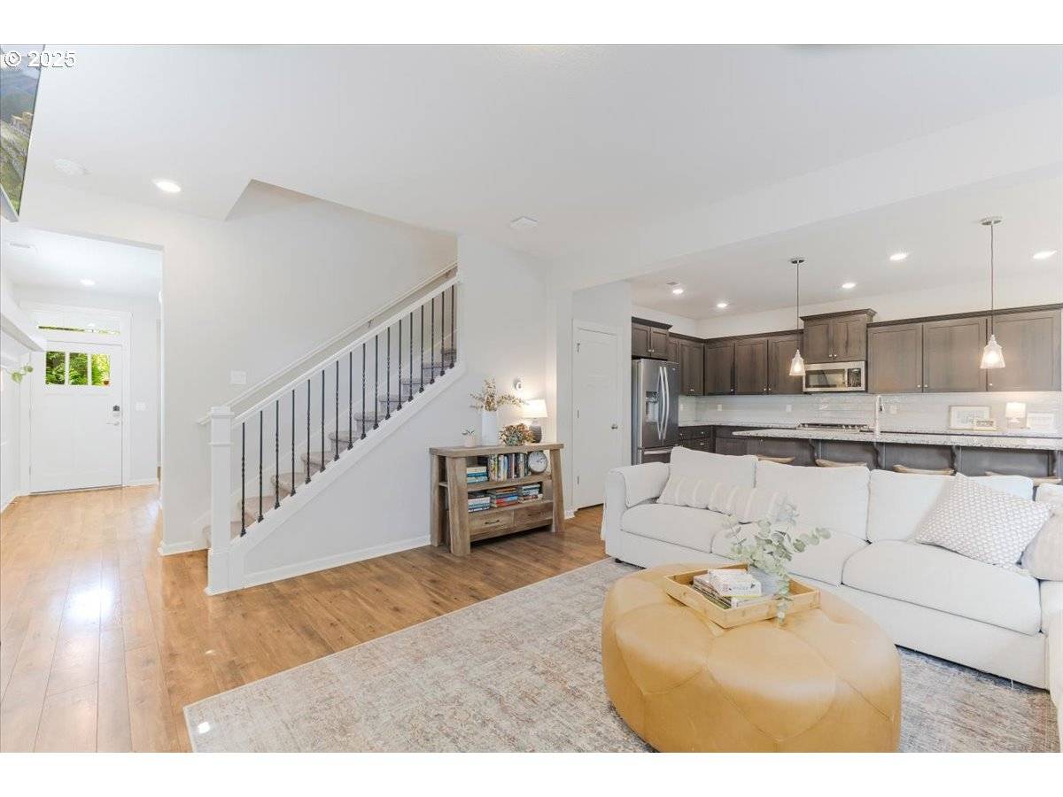 Tualatin, OR 97062,7010 SW BARR LN