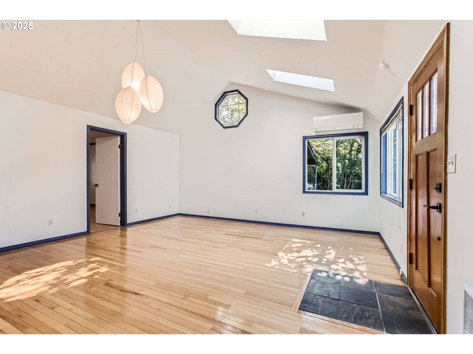 Portland, OR 97206,6635 SE STEELE ST