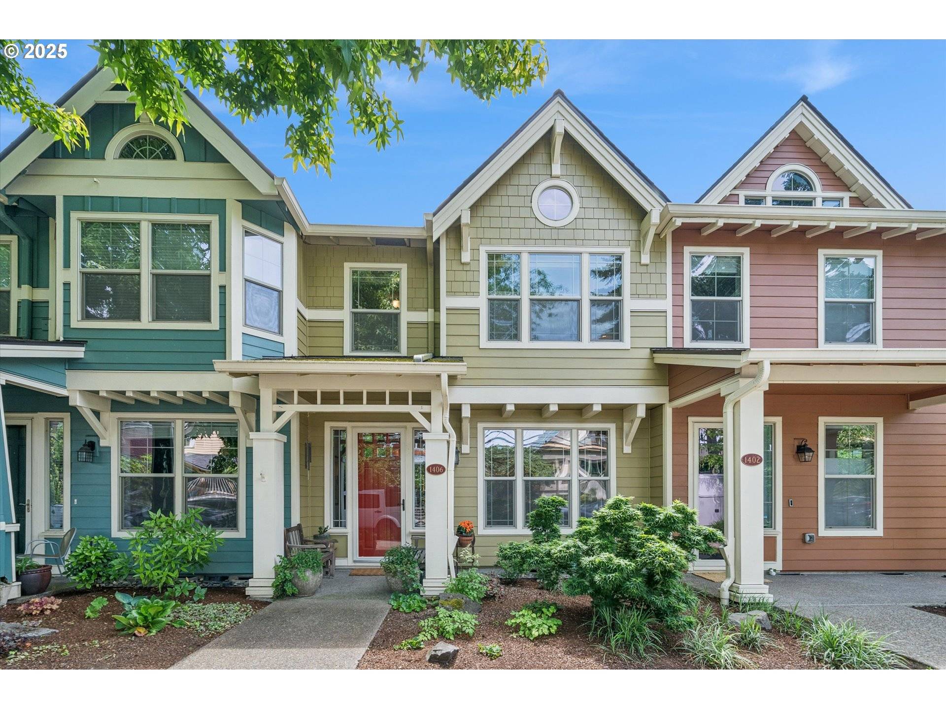 1406 SE UMATILLA ST, Portland, OR 97202
