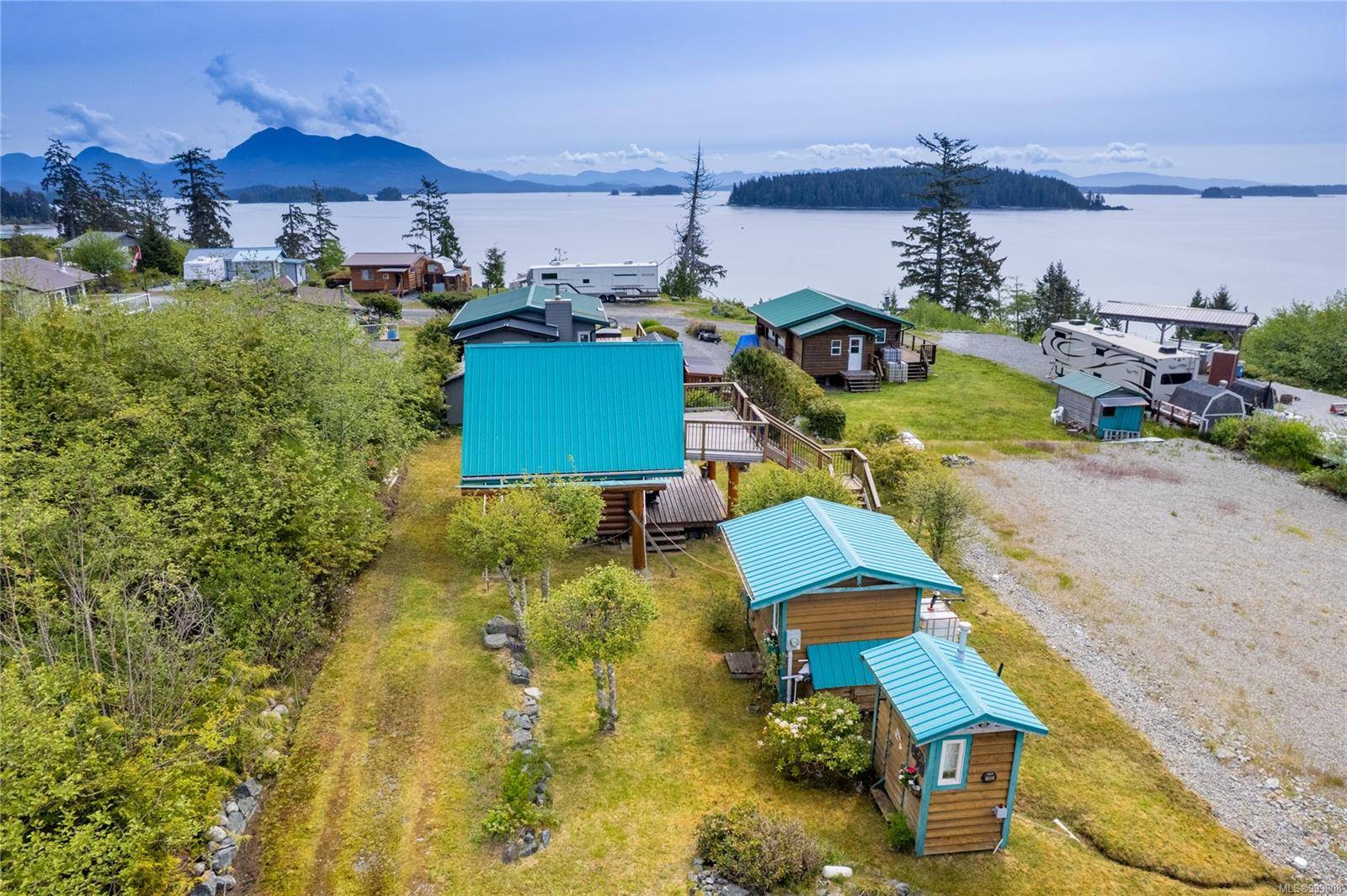 1082 Sixth Ave, Ucluelet, BC V0R 3A0