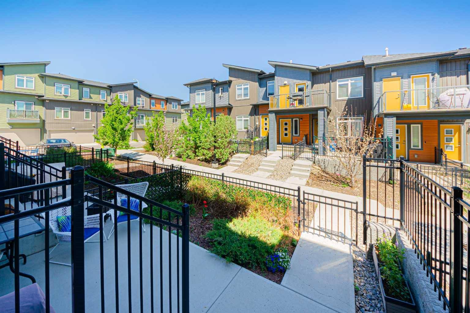 Calgary, AB T3R 1T5,98 Sage Bluff CIR Northwest