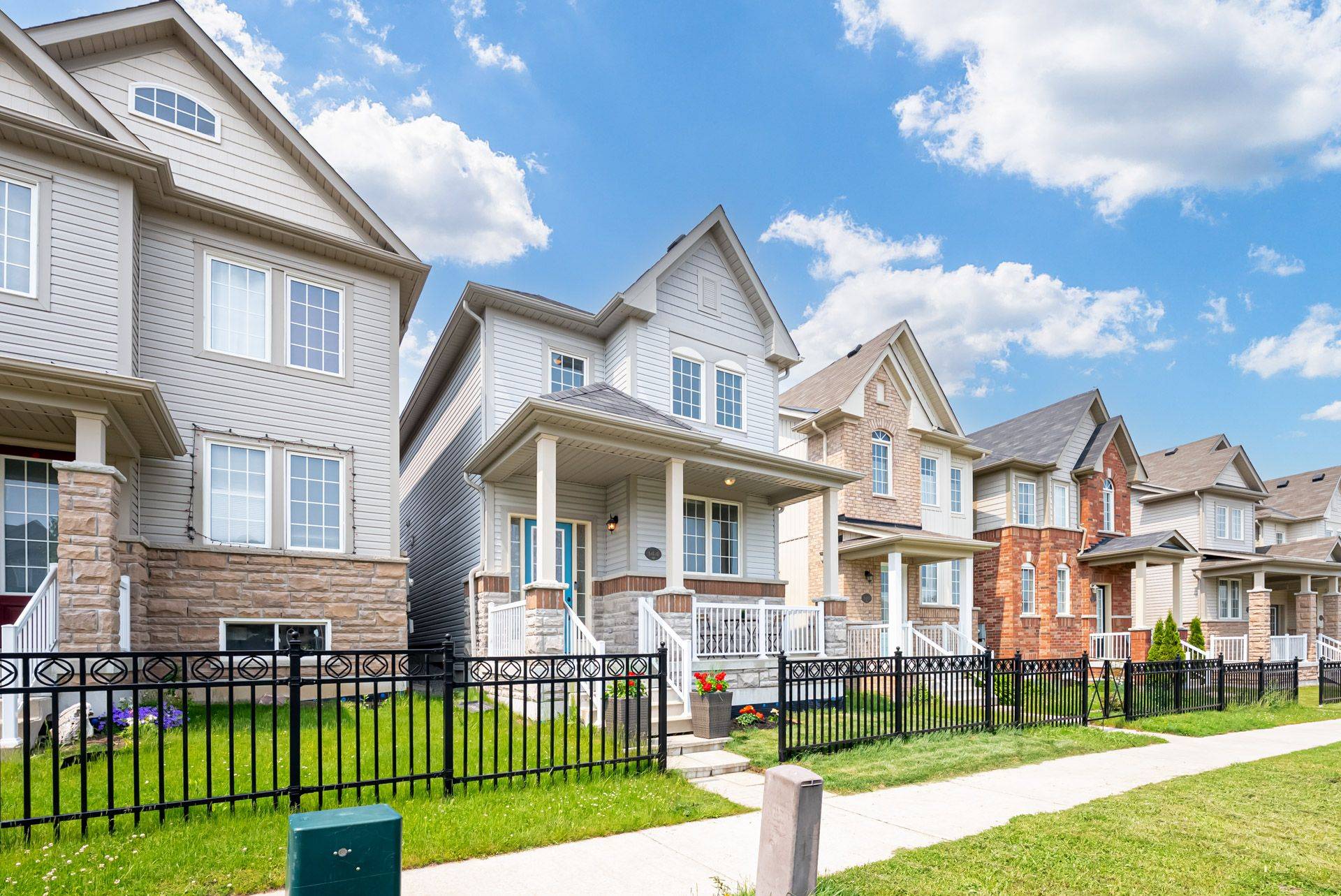 Clarington, ON L1C 0J4,144 Mcbride AVE