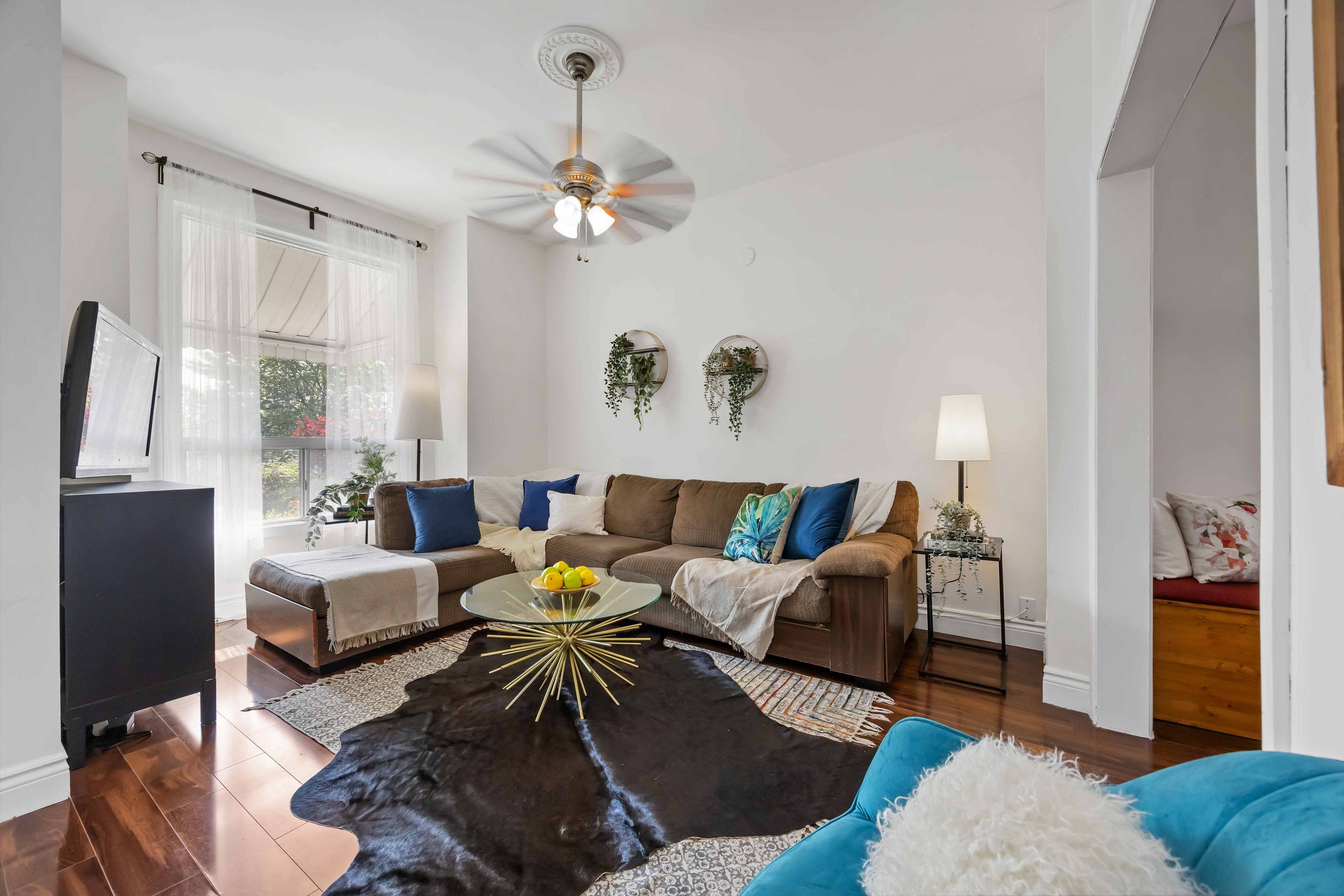 23 Edwin AVE, Toronto W02, ON M6P 3Z5