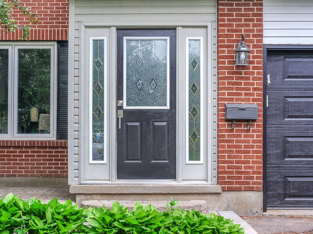 Orleans - Convent Glen And Area, ON K1C 2L8,1112 St. Germain CRES
