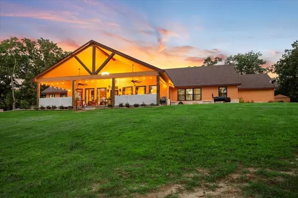 Streetman, TX 75859,479 Susan Grove Boulevard