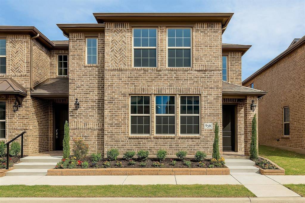Euless, TX 76040,930 Estelle Drive