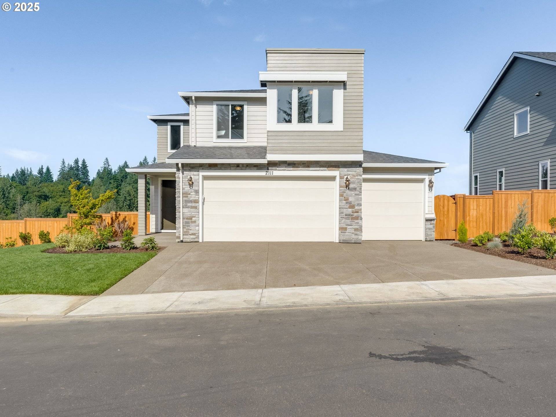 Estacada, OR 97023,2111 NE RIDGE RUN LN