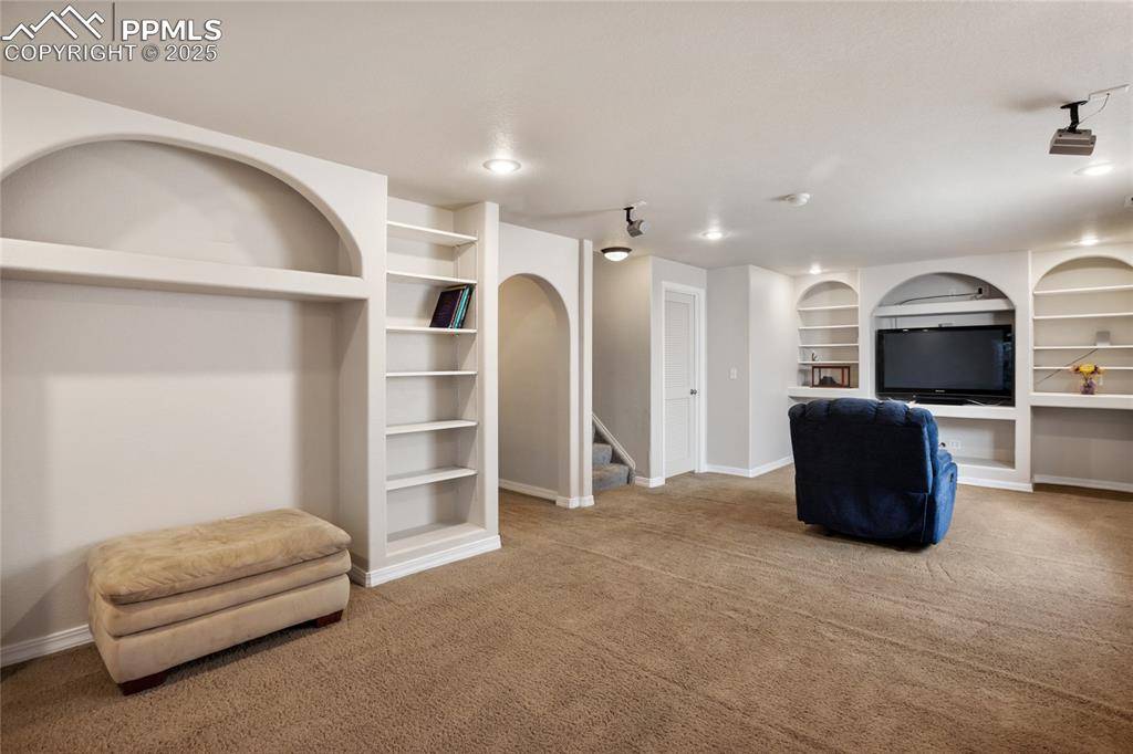 Colorado Springs, CO 80923,7717 Amberly DR
