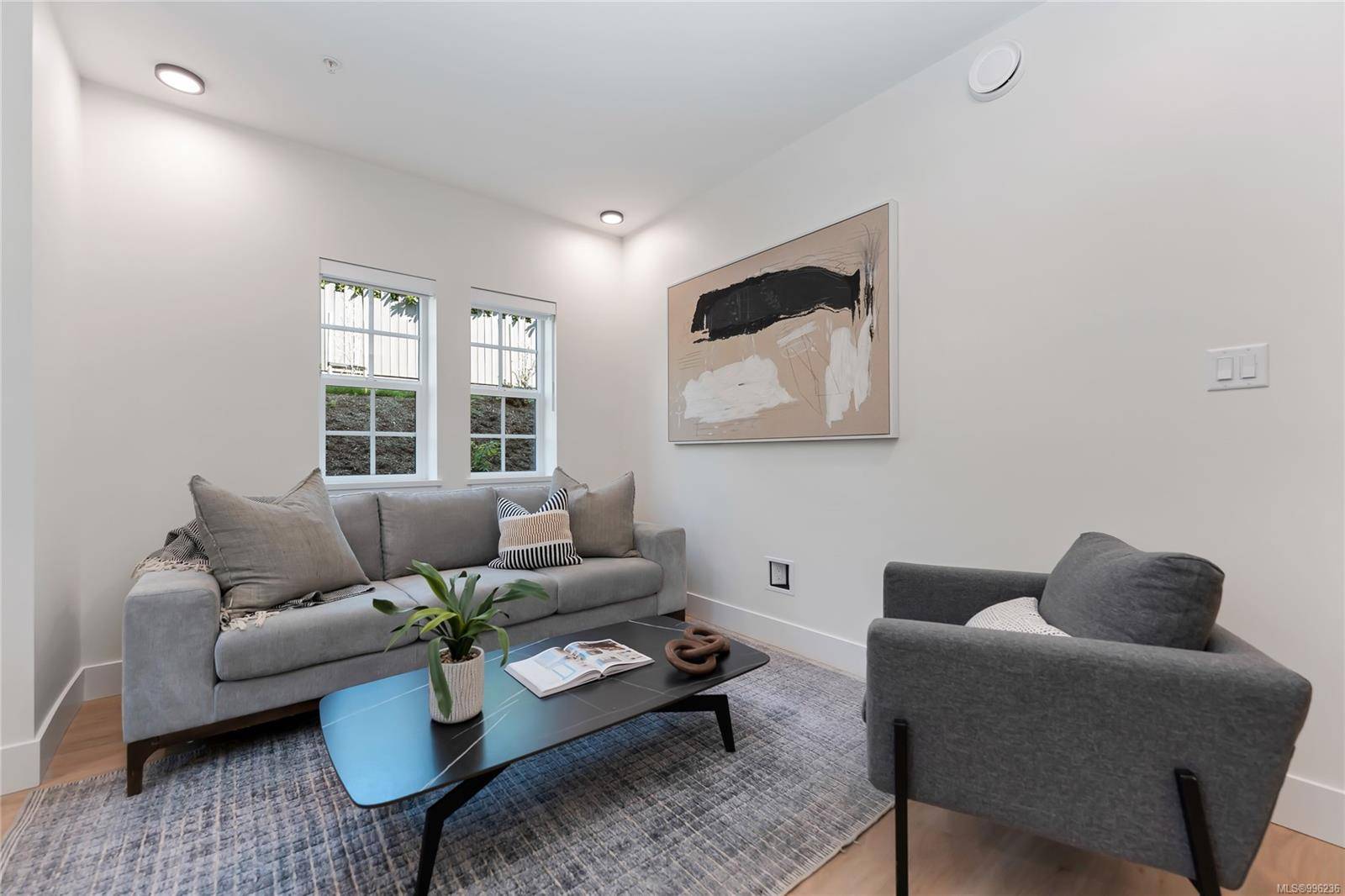 Victoria, BC V8V 3E1,1224 Richardson St #101 C