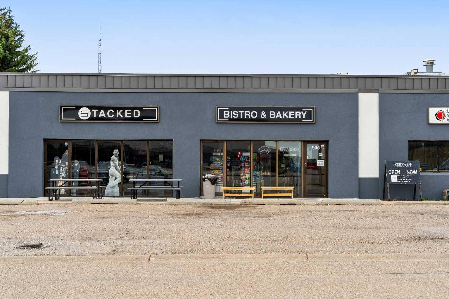 Crossfield, AB T0M 0S0,905 Mountain AVE