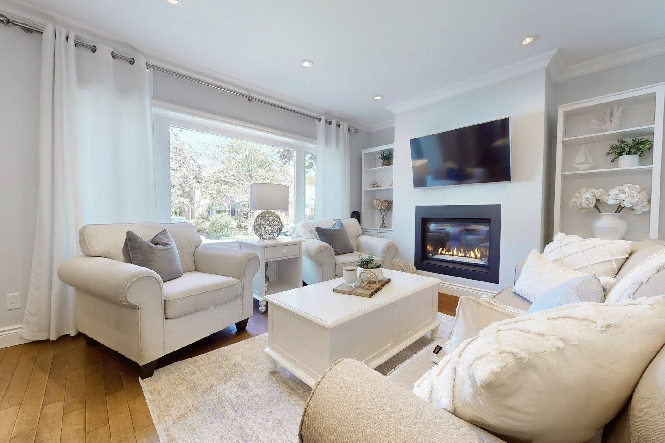 Toronto E06, ON M1N 3A8,12 Queensgrove RD