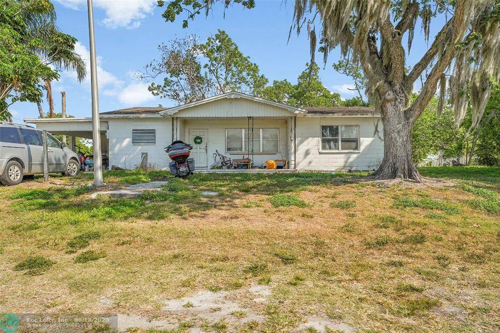 Okeechobee, FL 34974,672 State Road 78