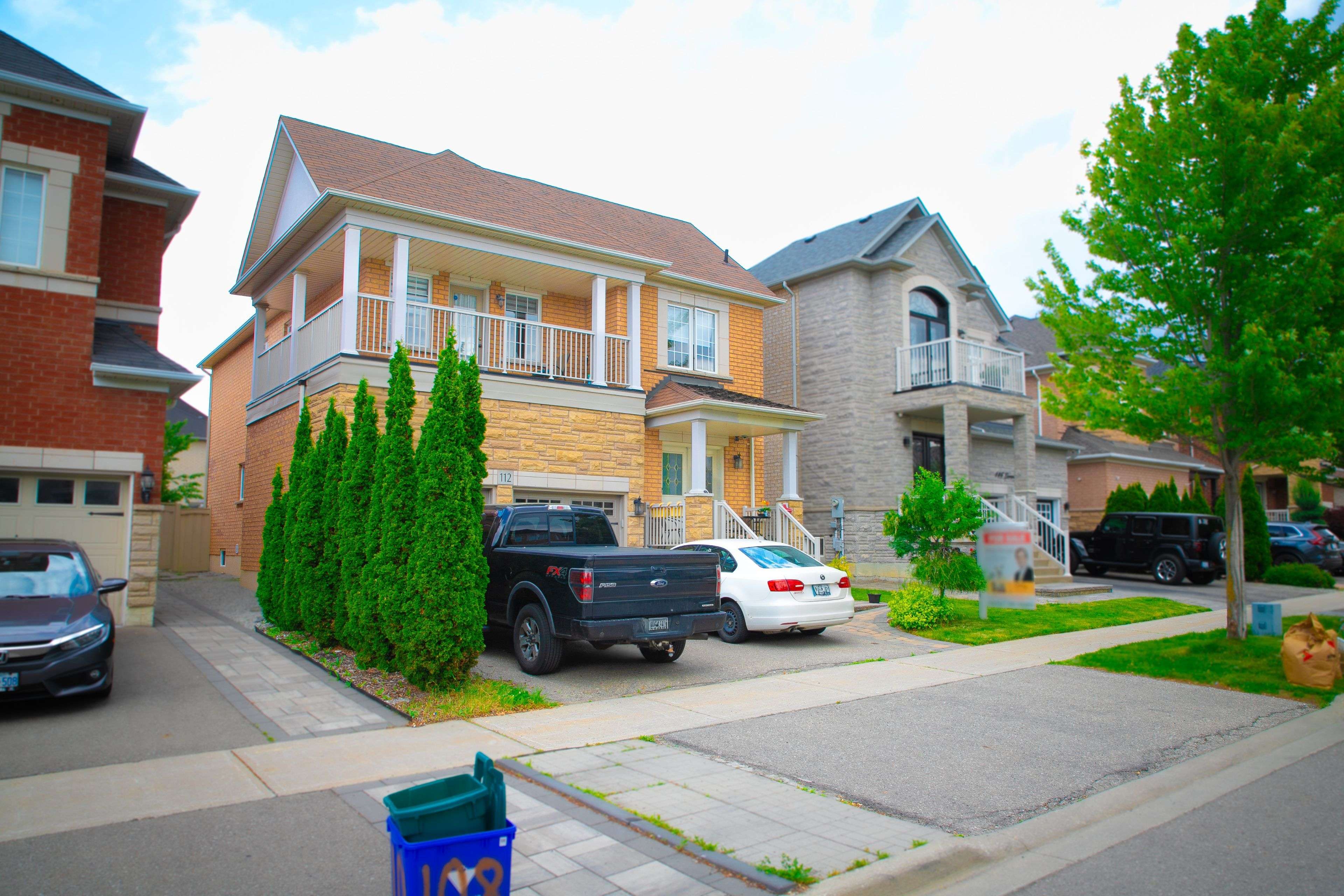Vaughan, ON L4H 0C5,112 Lormel Gate