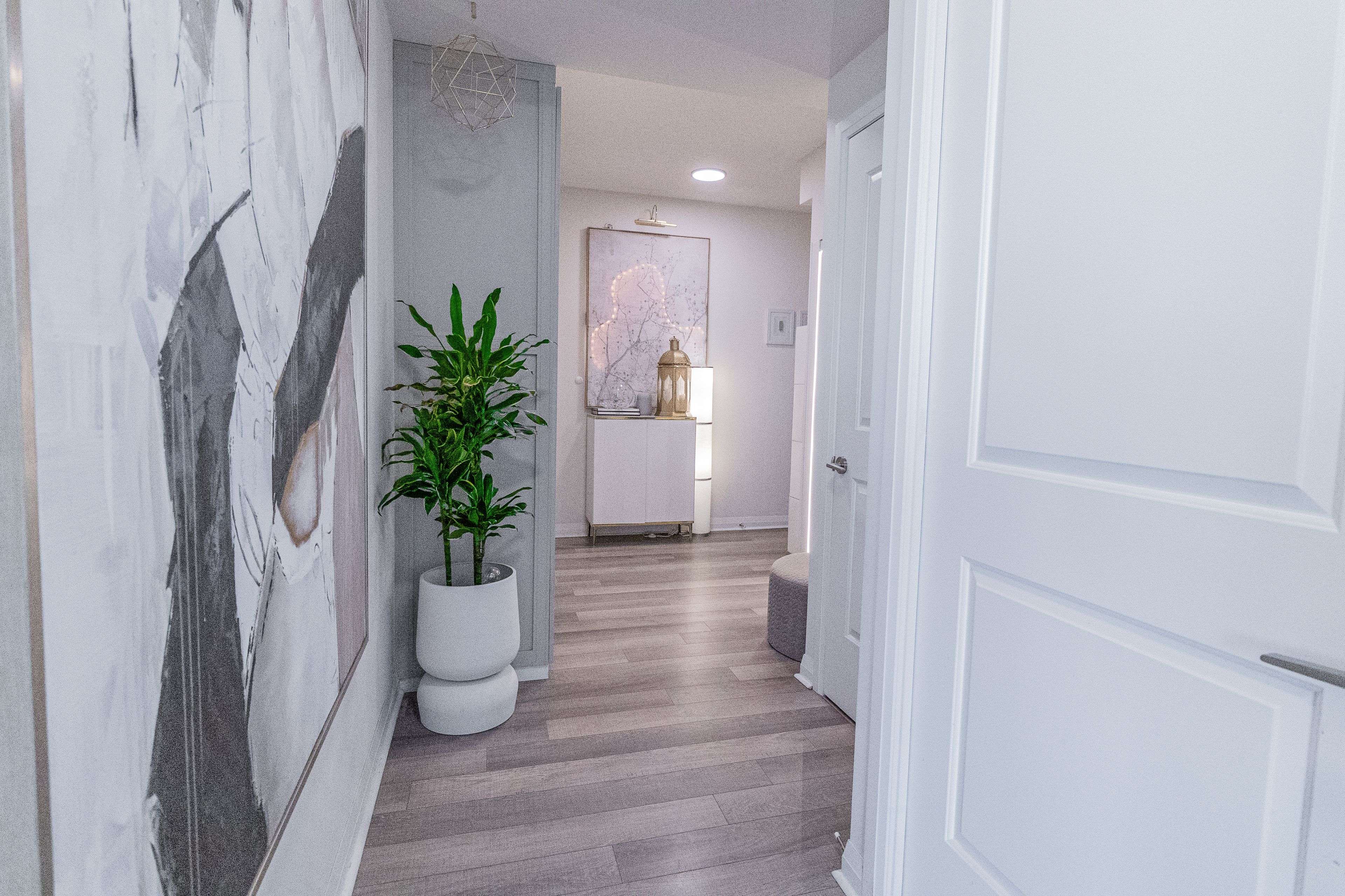 Mississauga, ON L5R 0G5,5025 Four Springs AVE #2307