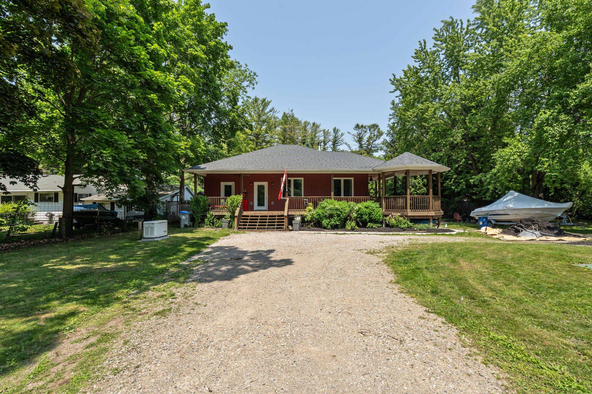 Lambton Shores, ON N0M 2L0,10016 Port Franks RD