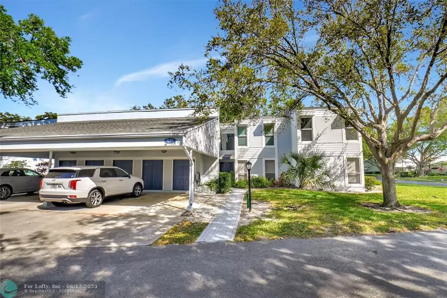 6133 Old Court Rd #231, Boca Raton, FL 33433