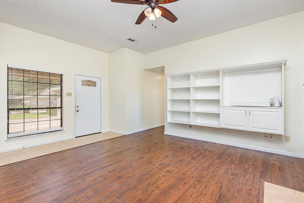 Glenn Heights, TX 75154,110 Mesa Moor Drive