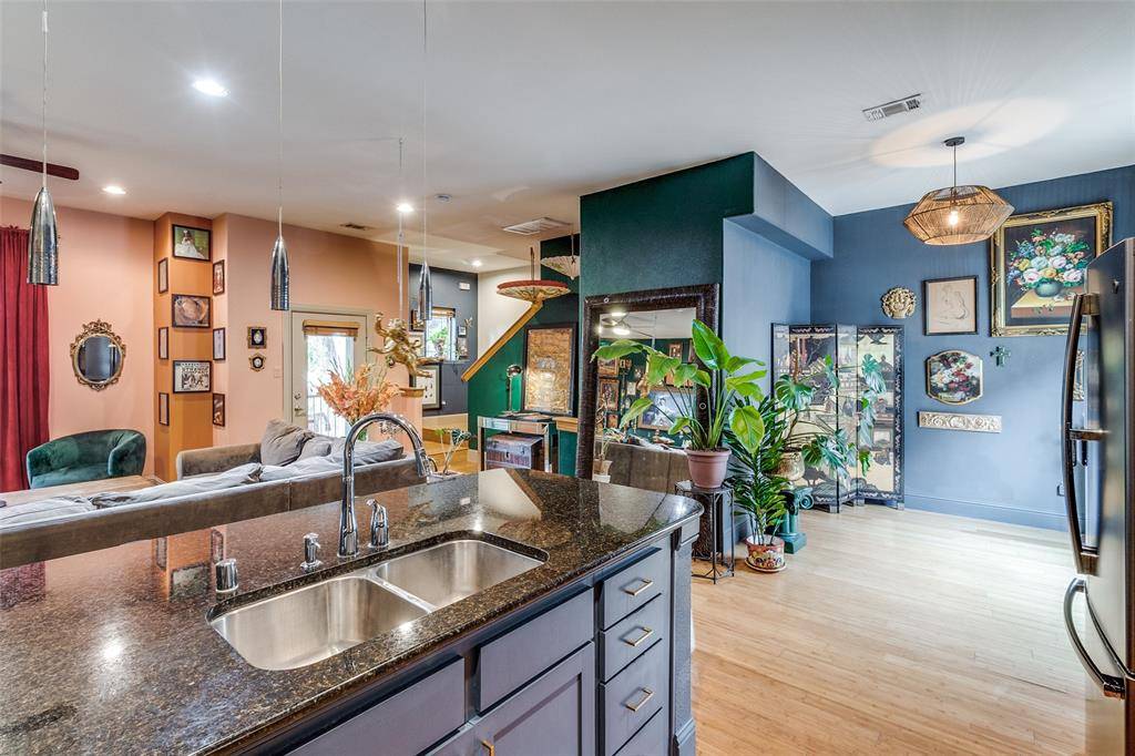 Dallas, TX 75206,5914 Hudson Street #7