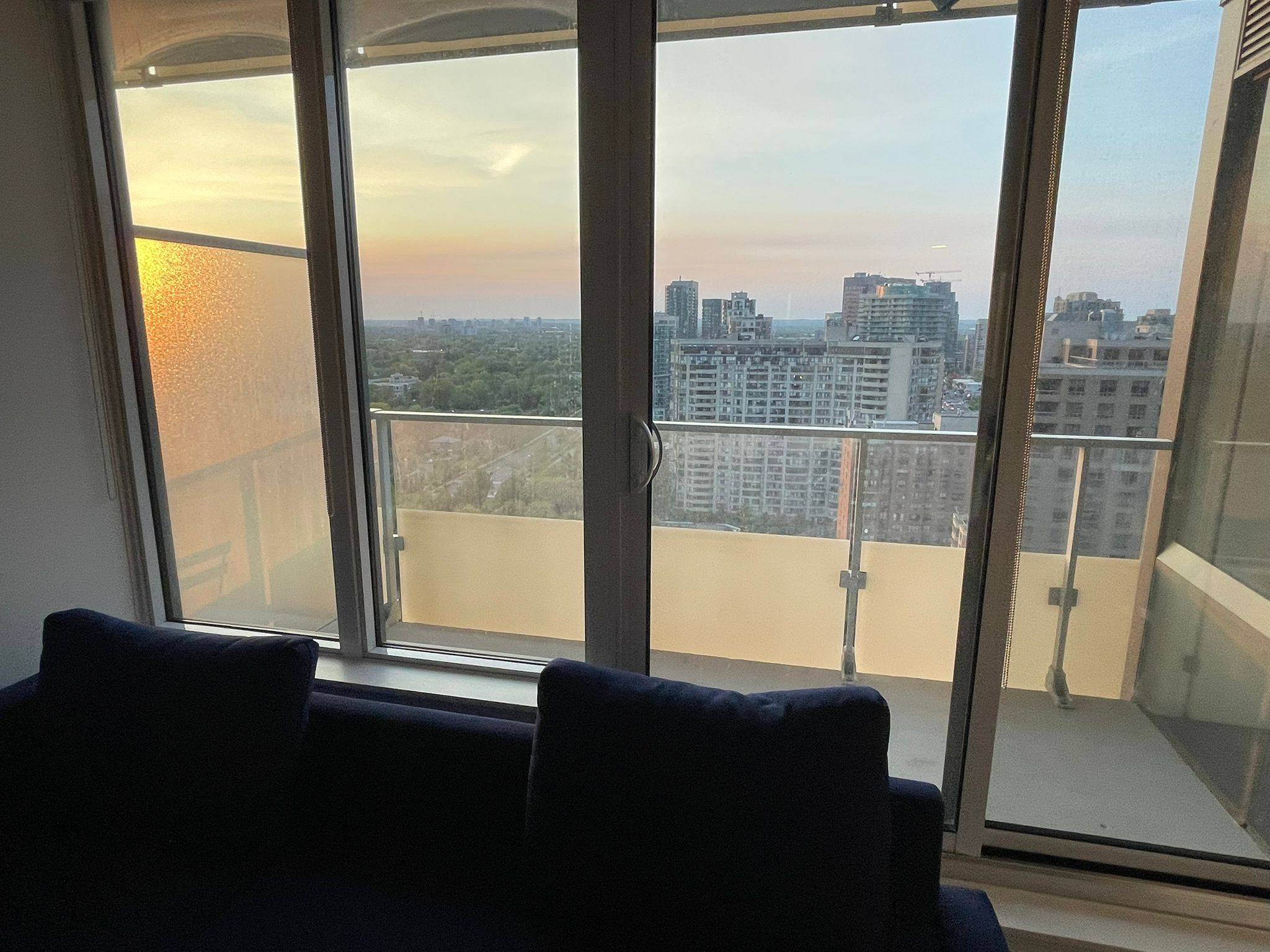 Toronto C07, ON M2N 0L2,75 Canterbury PL #2815