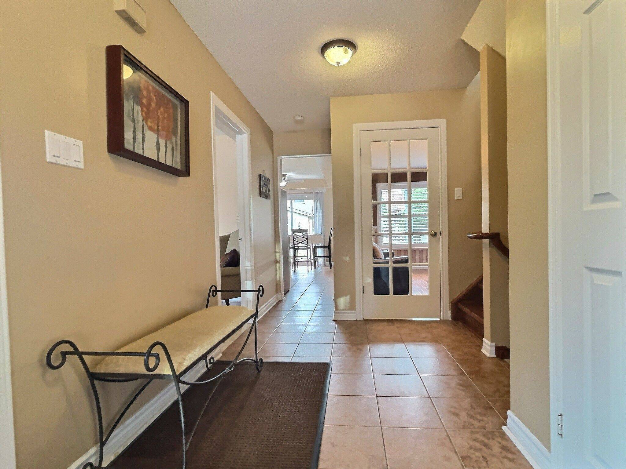 Pickering, ON L1V 6A4,550 Cattail CT